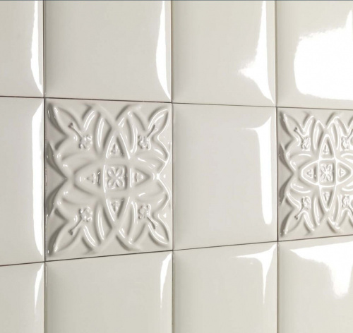 Amadis Fine Tiles Antique Crackle Taco White Crack 7.5x7.5